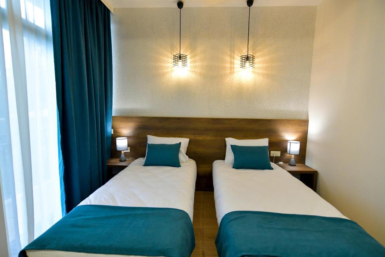 Hill Hotel Kutaiszi Kültér fotó