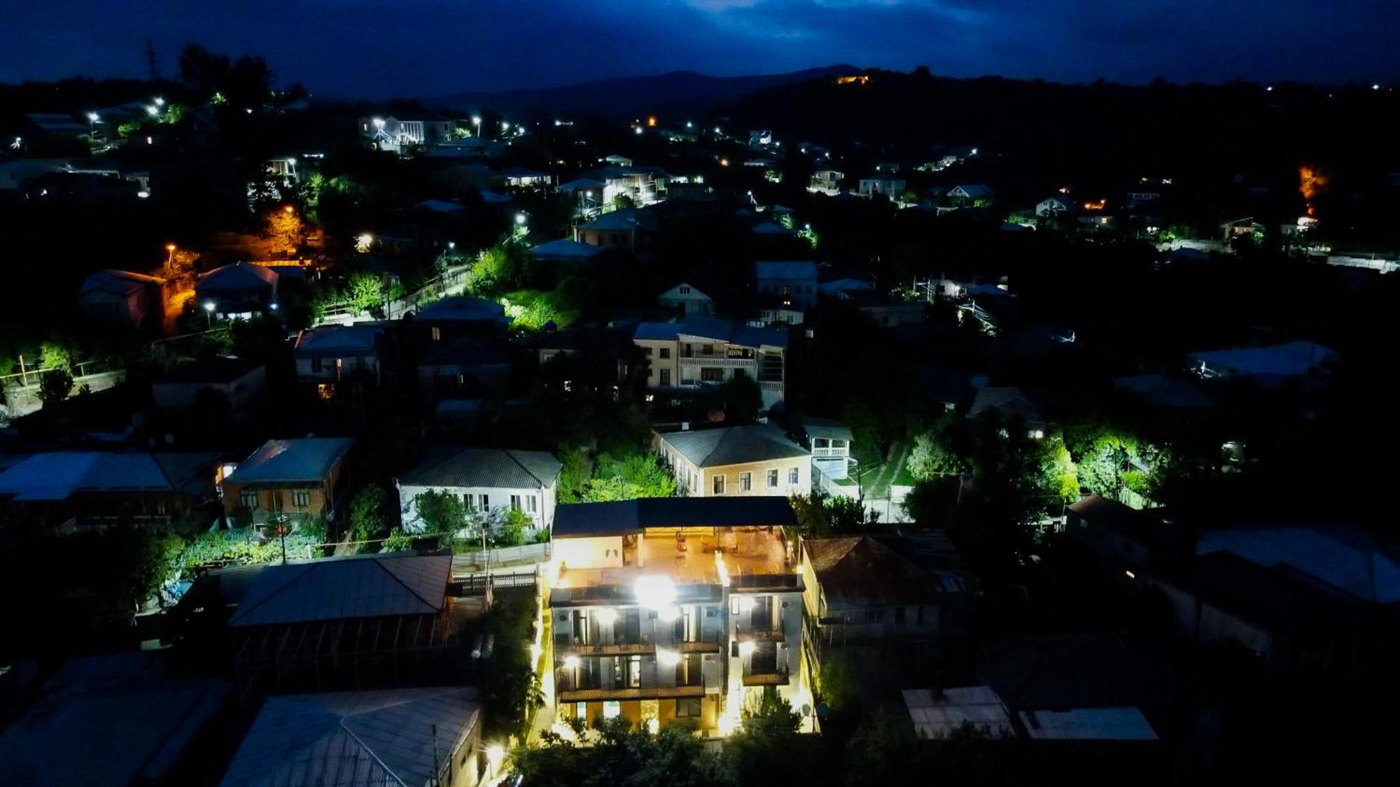 Hill Hotel Kutaiszi Kültér fotó