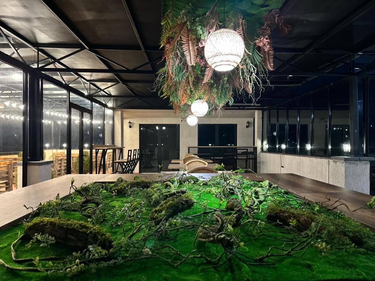 Hill Hotel Kutaiszi Kültér fotó