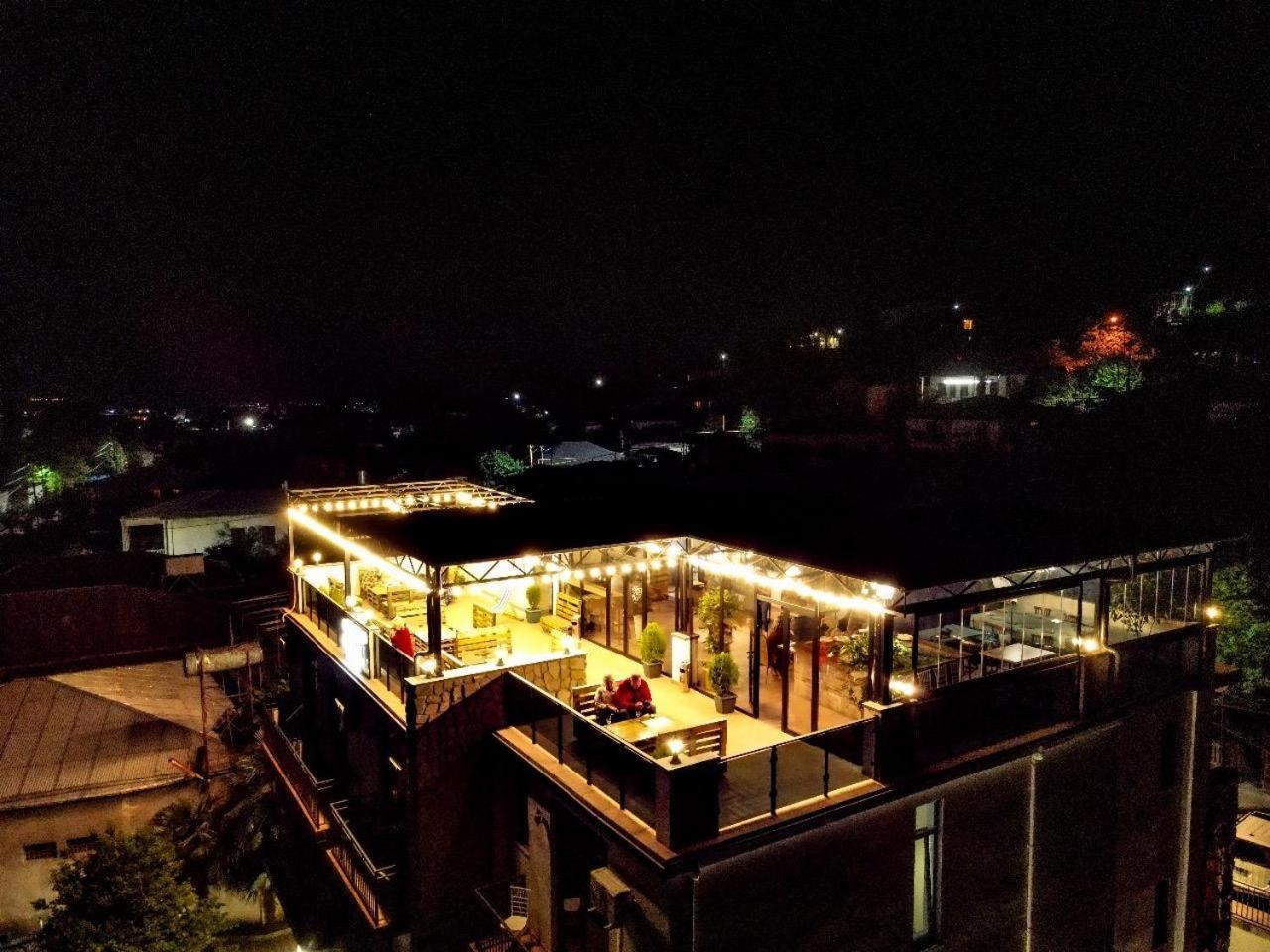 Hill Hotel Kutaiszi Kültér fotó